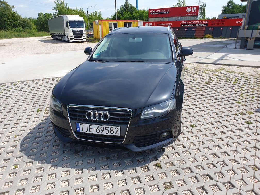 Audi a4 b8 w oryginale