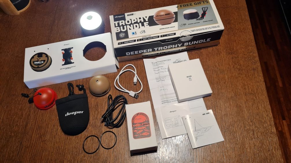 Echosonda DEEPER Chirp+ 2 zestaw Trophy Bundle