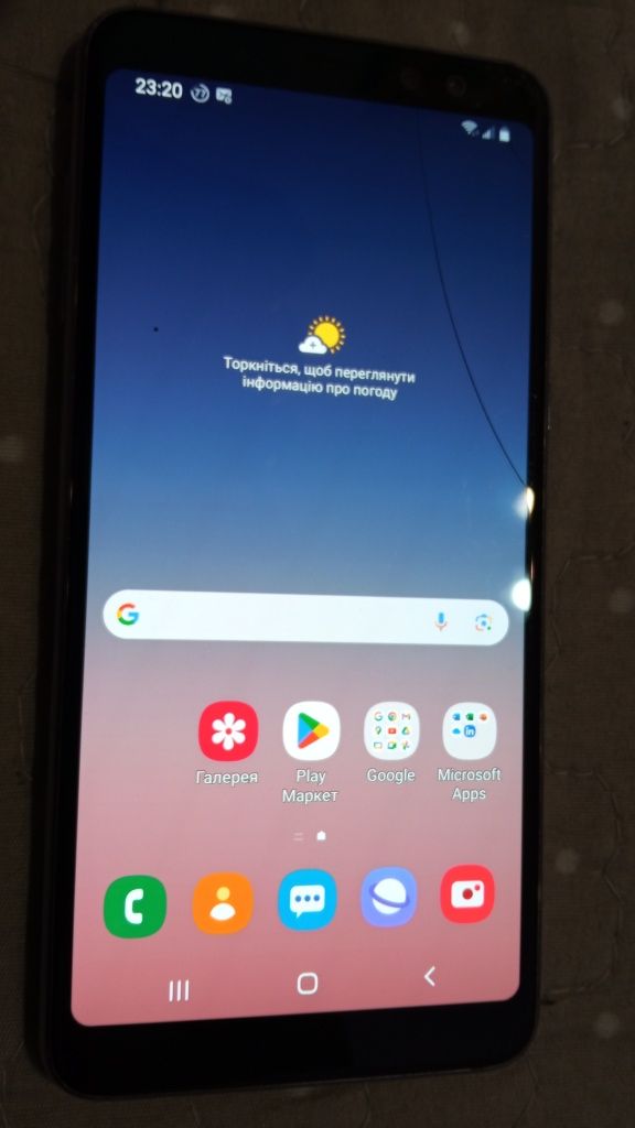 Samsung A8(2018) 4/32 Gb
