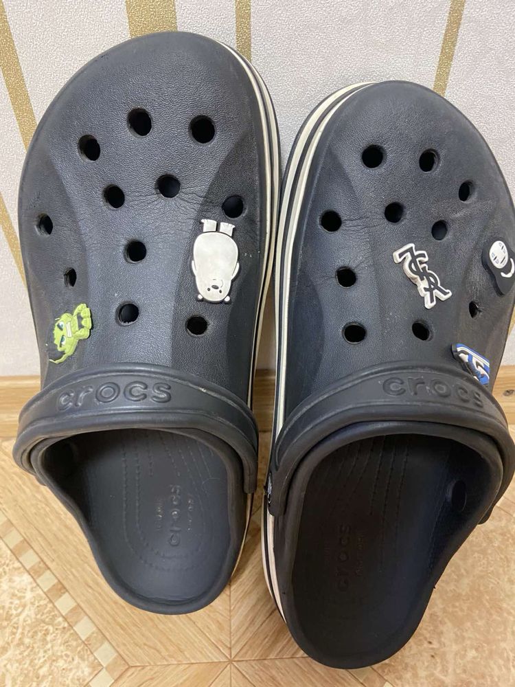 Тапочки crocs в хорошем состояний