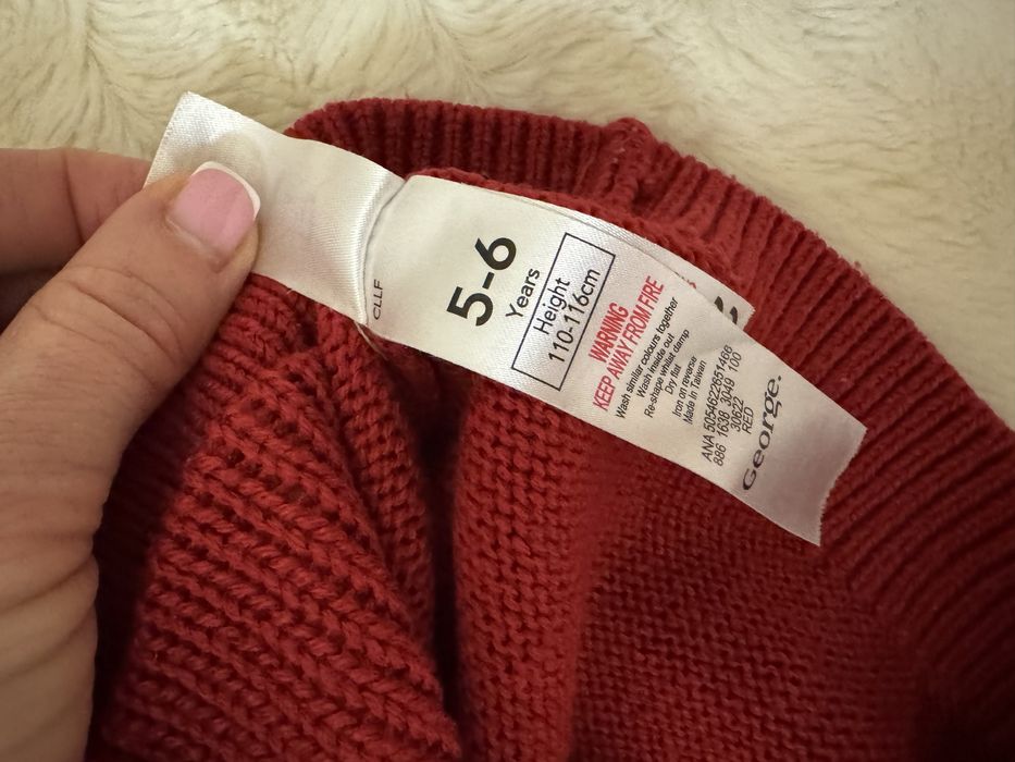 Светр george новорічний червоний
