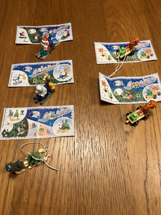 Kinder surpresa vários