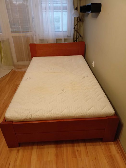 Łóżko z materacem do sypialni drewniane dwuosobowe