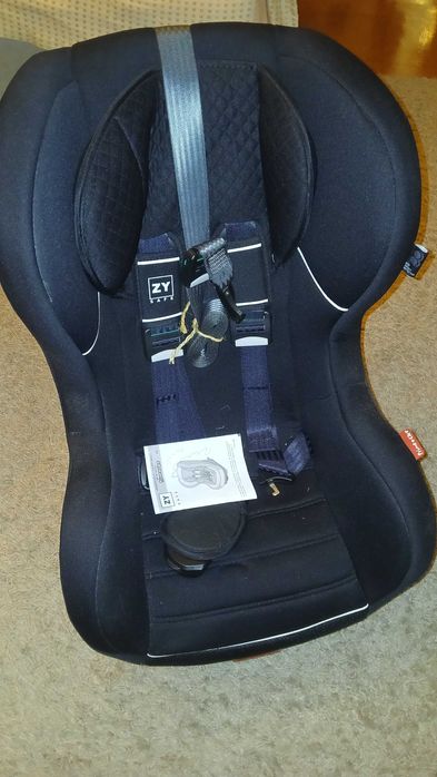 Cadeirinha Auto ZY Safe ISOFIX (9-18kg) – Como Nova