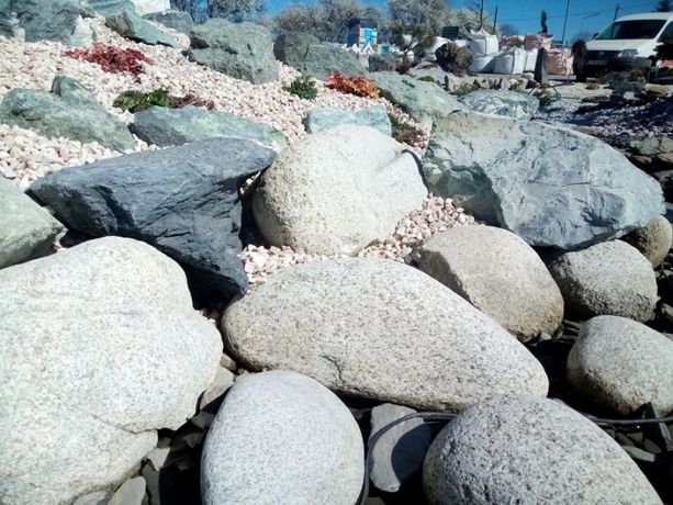 kamien ozdobny kamien ogrodowy otoczak granitowy