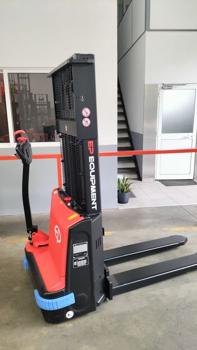2750€+iva, Stacker EP 1500kg ,  Elev.2,7 Empilhador Porta Palaletes)
