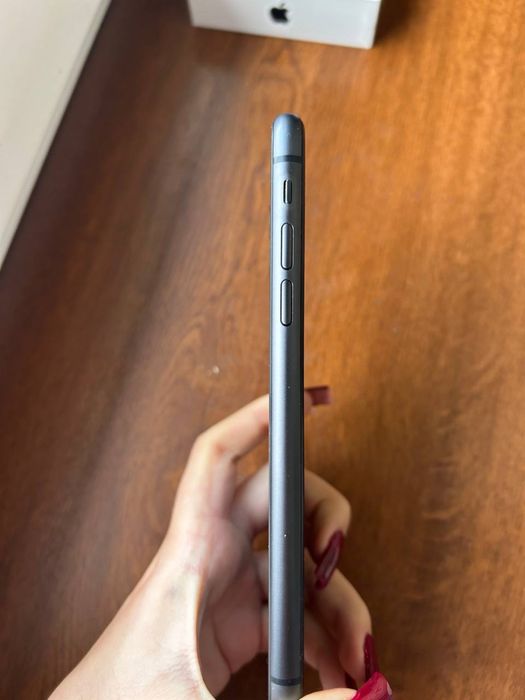 Iphone 11 64gb в идеальном состоянии