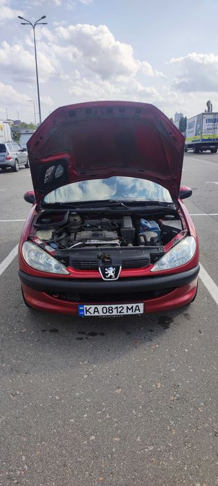 Peugeot 206 1.4 бензин з кондиціонером