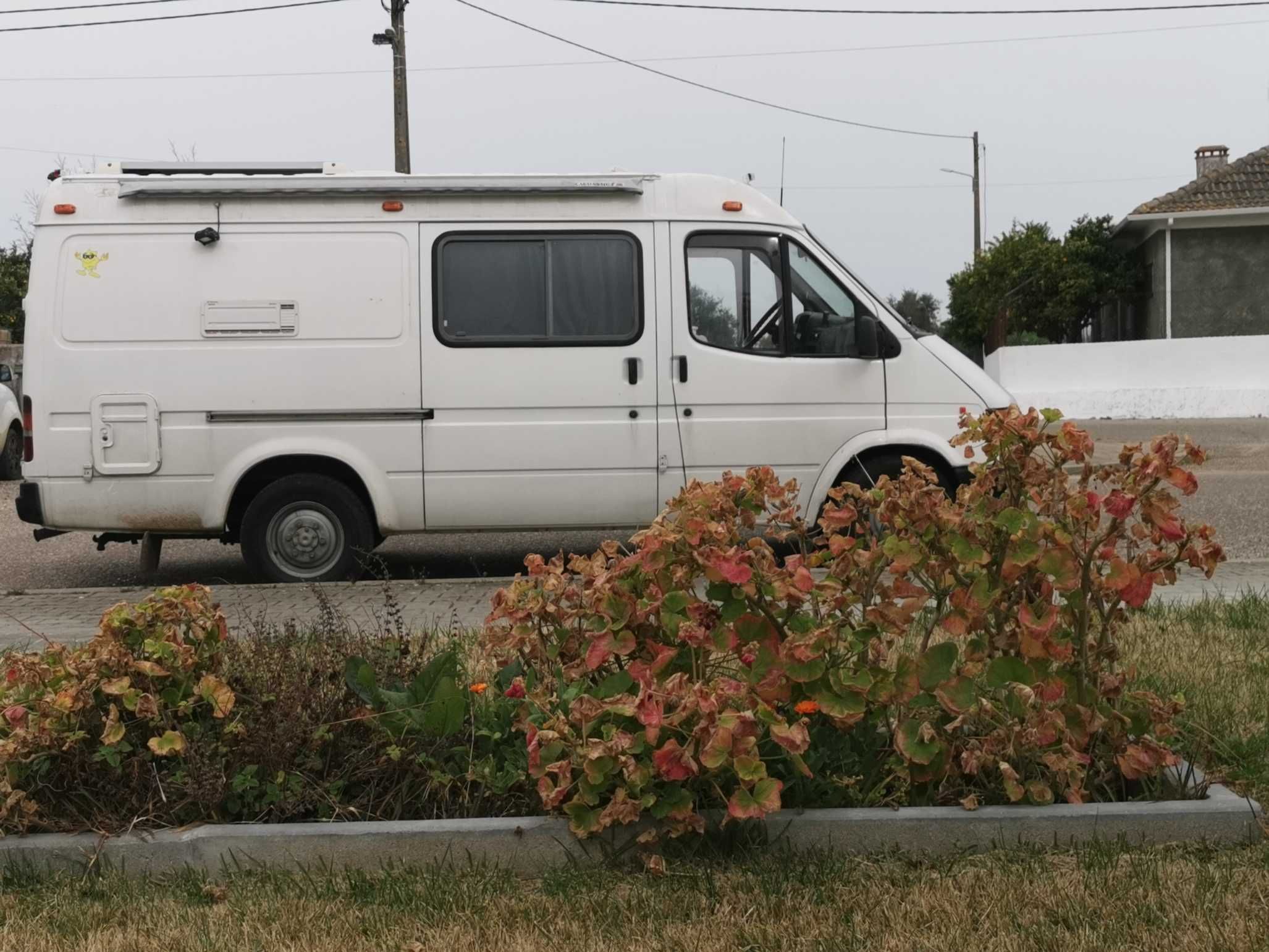 A carrinha que transformará as tuas viagens e trabalho em experiências