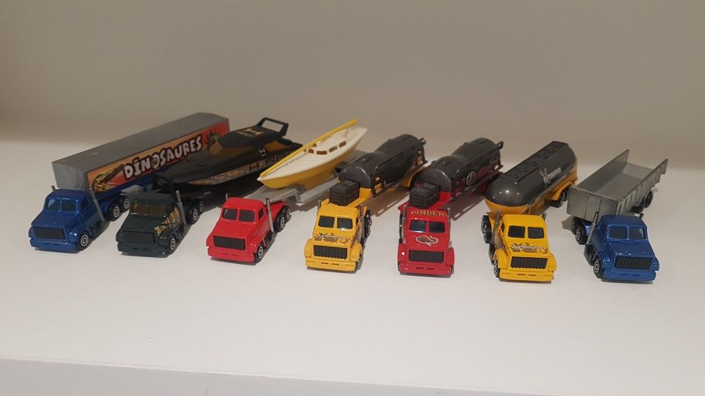 Camiões miniatura