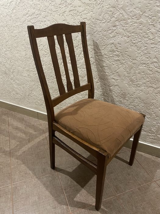 Стілець мʼякий б/у   Є 4шт