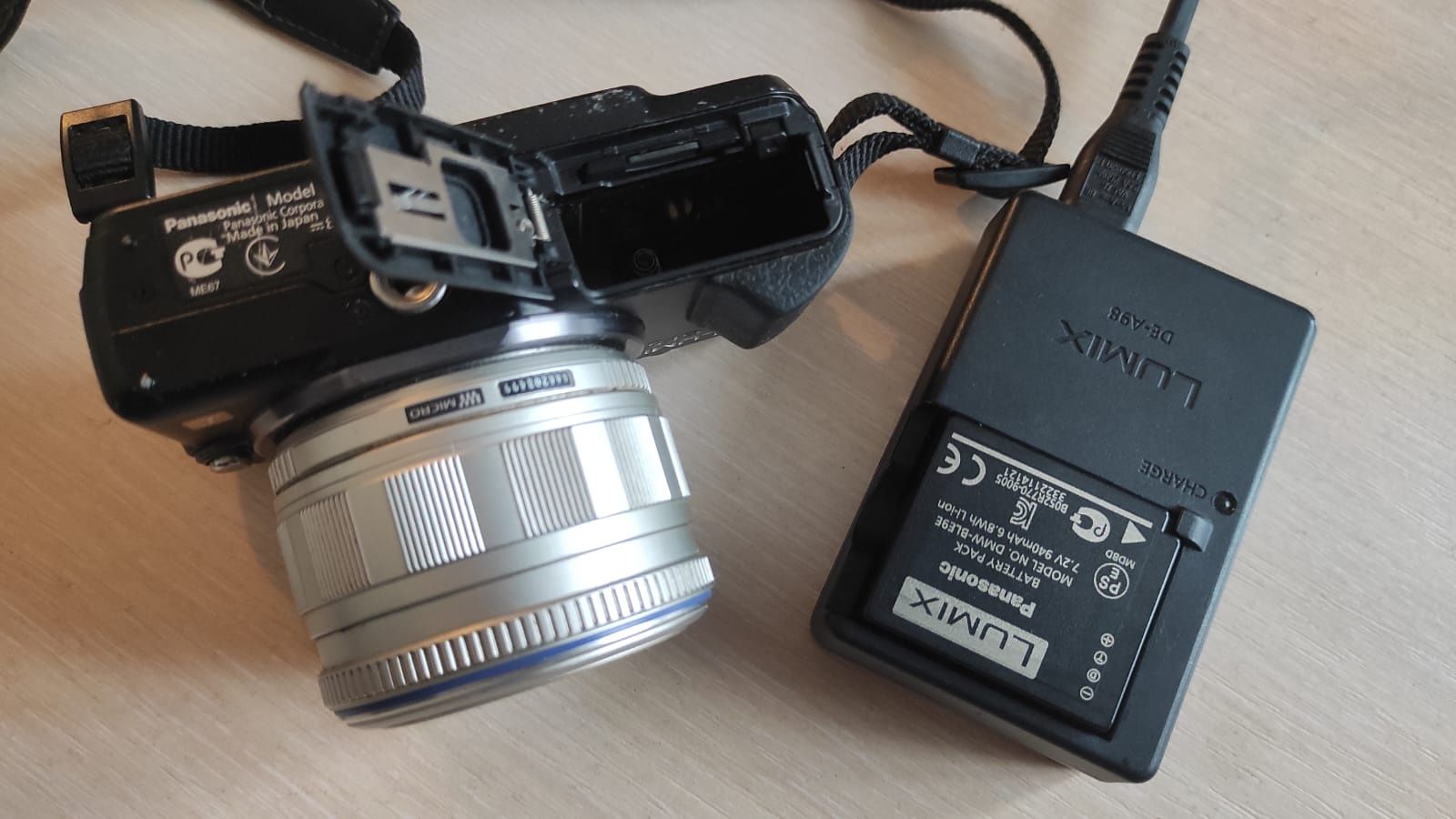 Продам фотоапарат Panasonic GF5