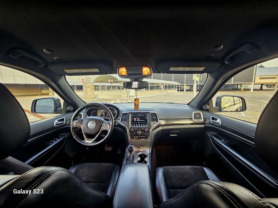 Jeep Grand Cherokee 3.6 V6 Laredo 4x4 – 2018 r. – Zadbany, prywatny,