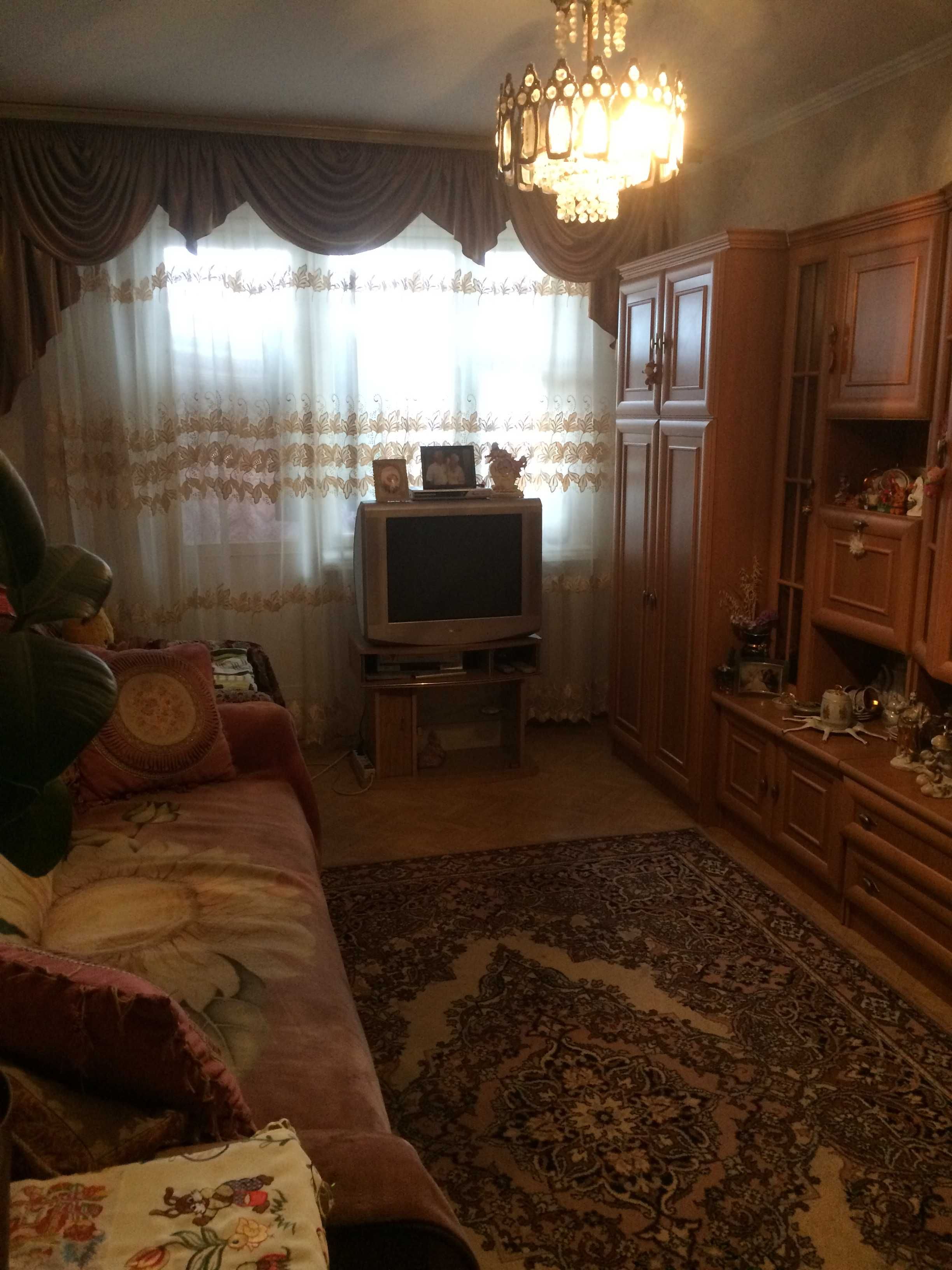 Підселення 1 хлопця у 3к кв.без хазяїв.Озерна-АТБ.Ремонт.Меблі.Техн.