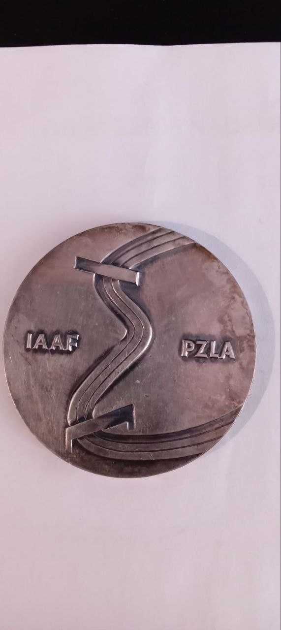 Medal X Mistrzostwa Swiata w biegach przełajowych 1982 rok