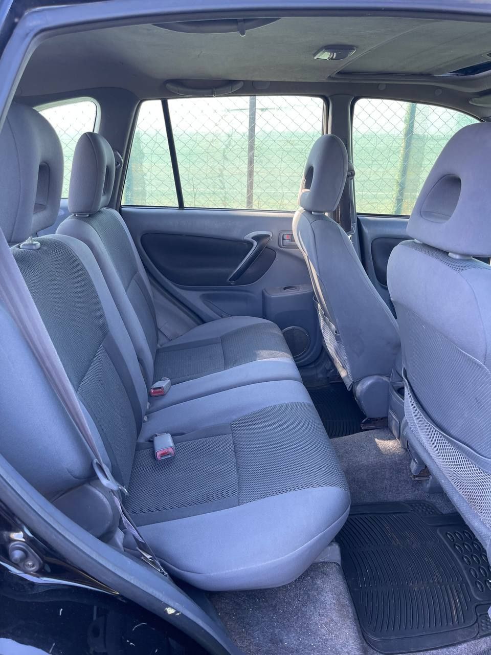 Toyota RAV4 II 4X4 B+ LPG 2.0 AUTOMAT 150km