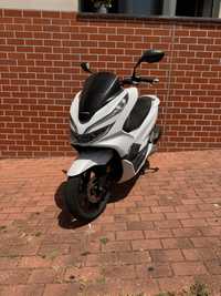 Honda pcx ótimo estado