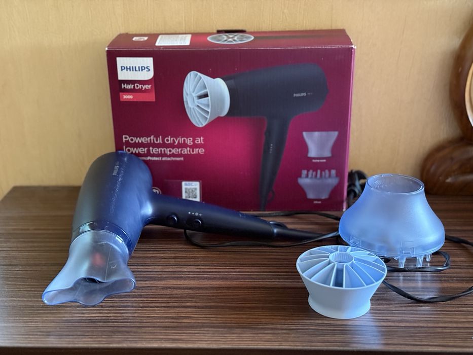 Фен PHILIPS BHD360 серії 3000