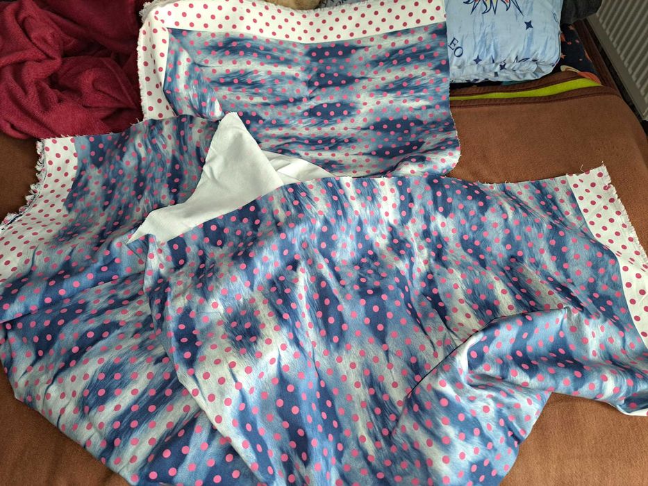 Відріз джинсової тканини