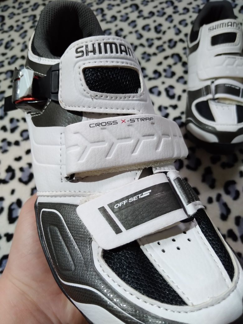 Вело взуття бренду Shimano