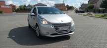 Peugeot 208 1.2i
