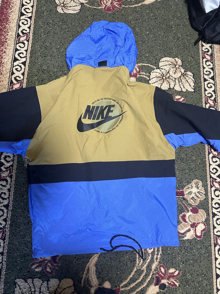 Ветровка Nike оригинал новая