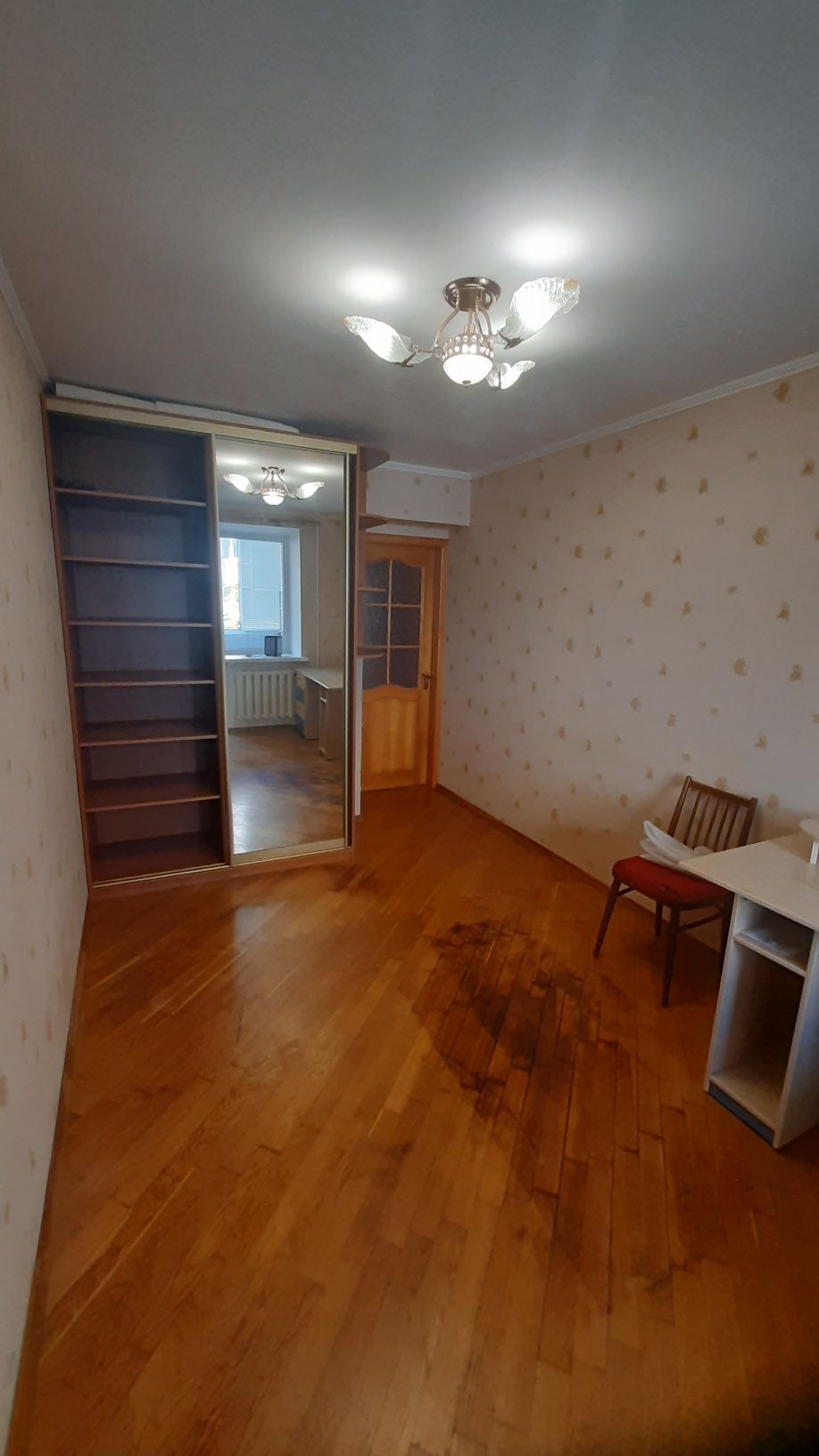 Продам шикарну 3х кімнатну 65м2,Боженка,вул.Біличенка