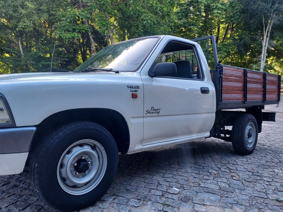 Toyota hilux ln85 97