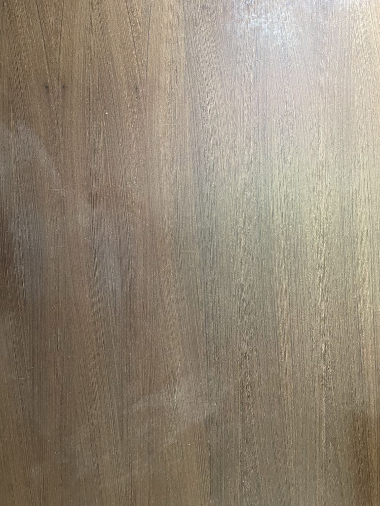 Mesa de jantar com 6 lugares
