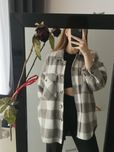 Modna kurtka w kratę