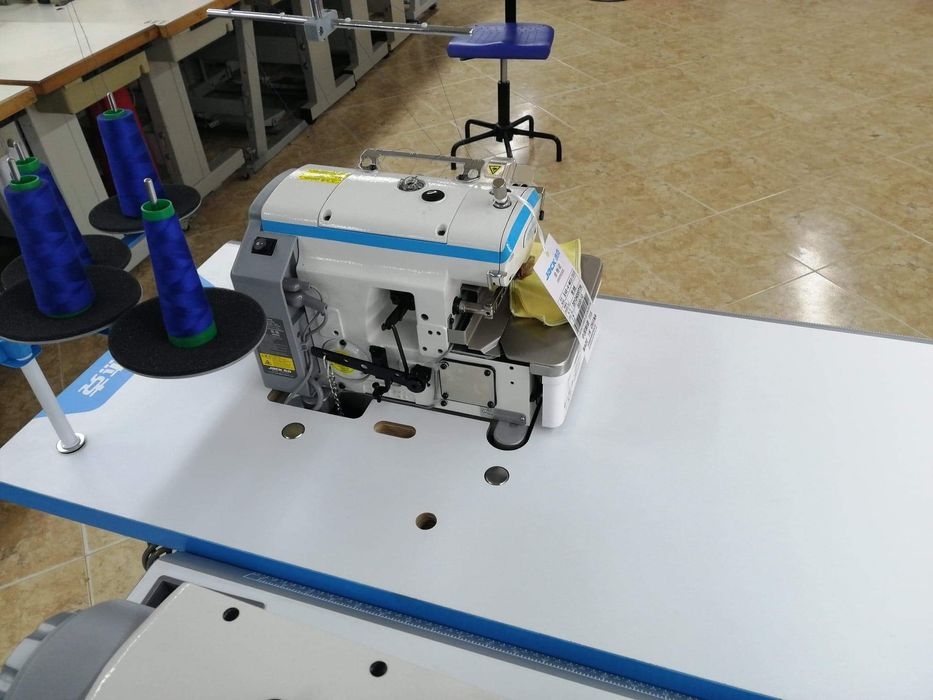 Maquina corte cose jack E4S ( NOVA)