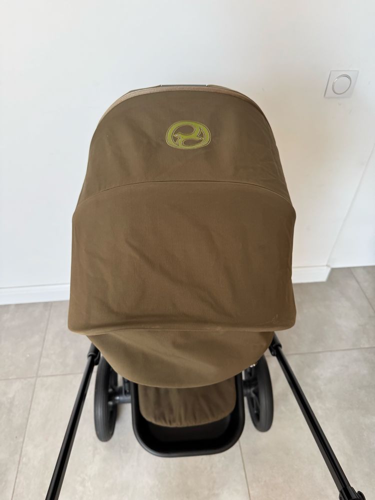 Spacerówka Cybex Priam 4.0 Khaki Green / Black Matt