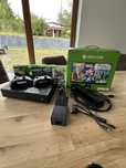 Xbox one+kinect +2szt Pad+5gier