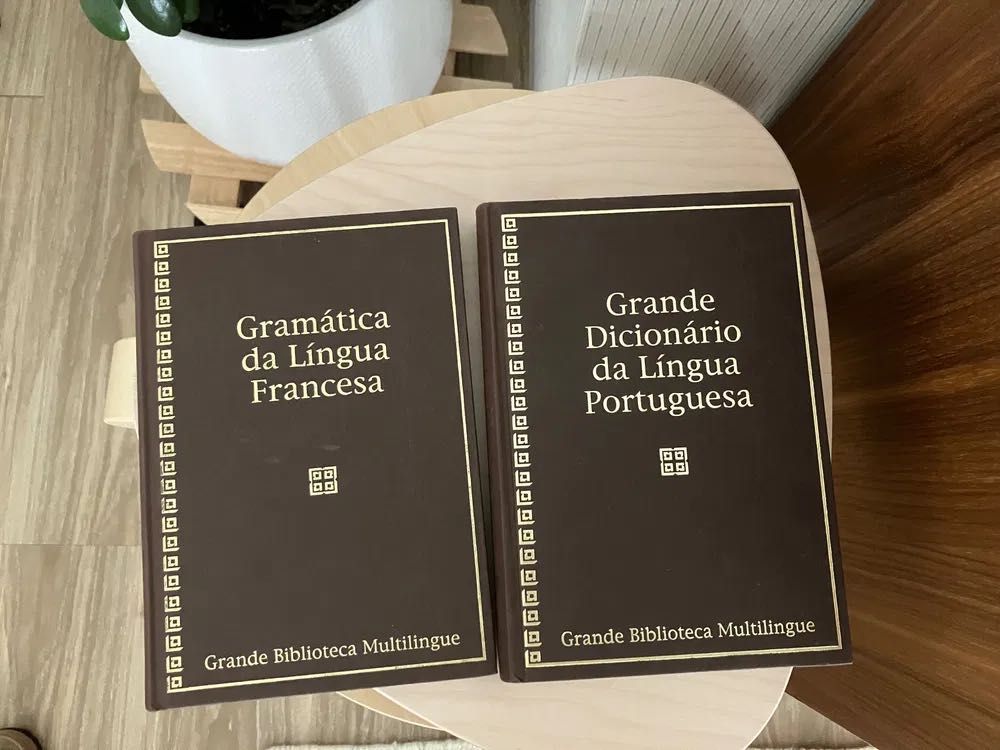 Livros/Enciclopédias - Grande Biblioteca Multilingue (2)