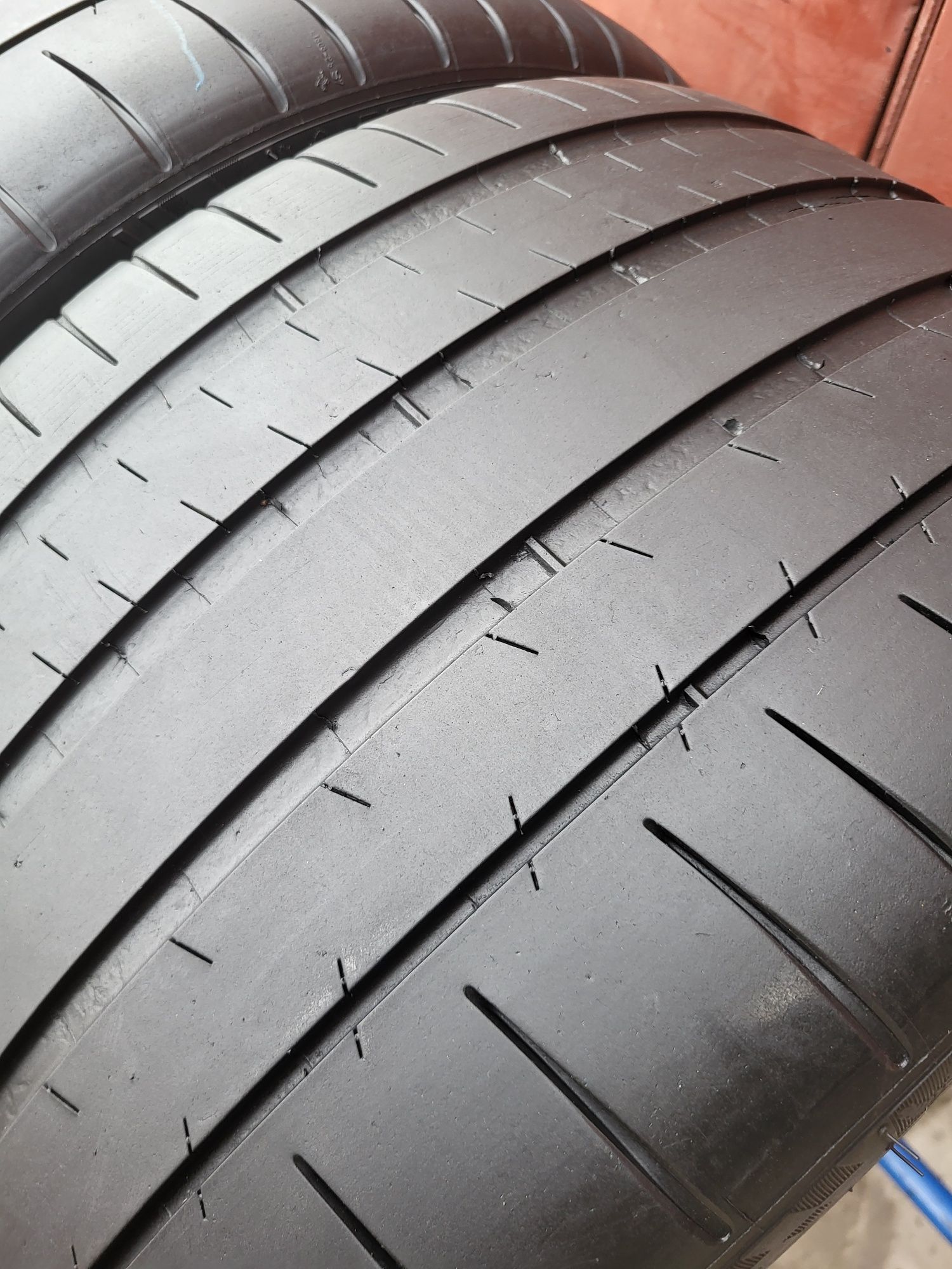295/30/20 R20 Michelin Pilot Super Sport 2шт ціна за 1шт шини