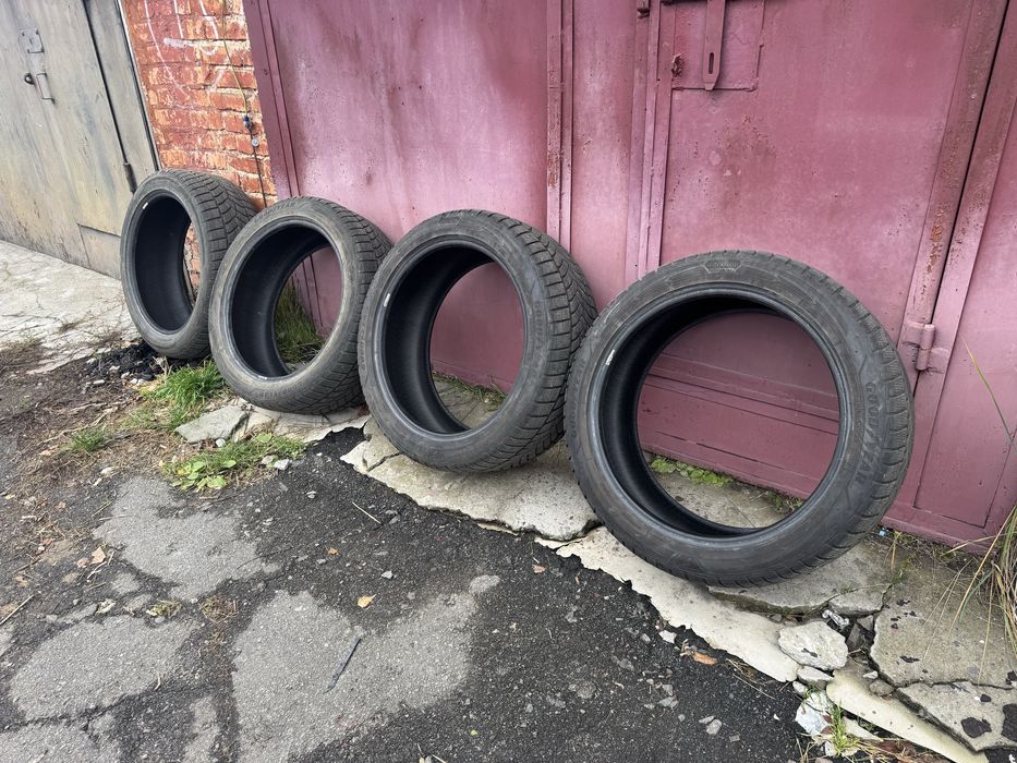 Зимова резина GOODYEAR ULTRAGRIP 265/45 R21