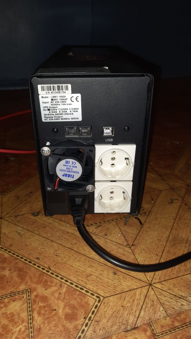 Безперебійник ДБЖ Powercom BNT-1000AP
