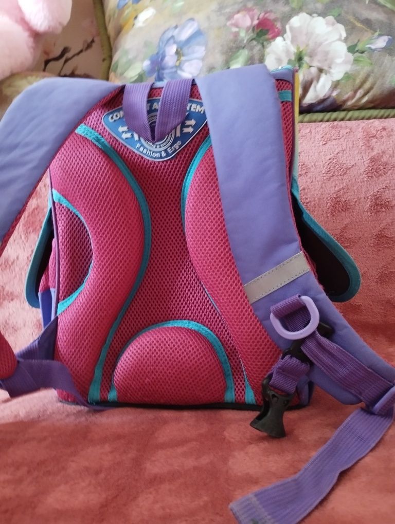 Шкільний ерго рюкзак для дівчинки 1-3 класу