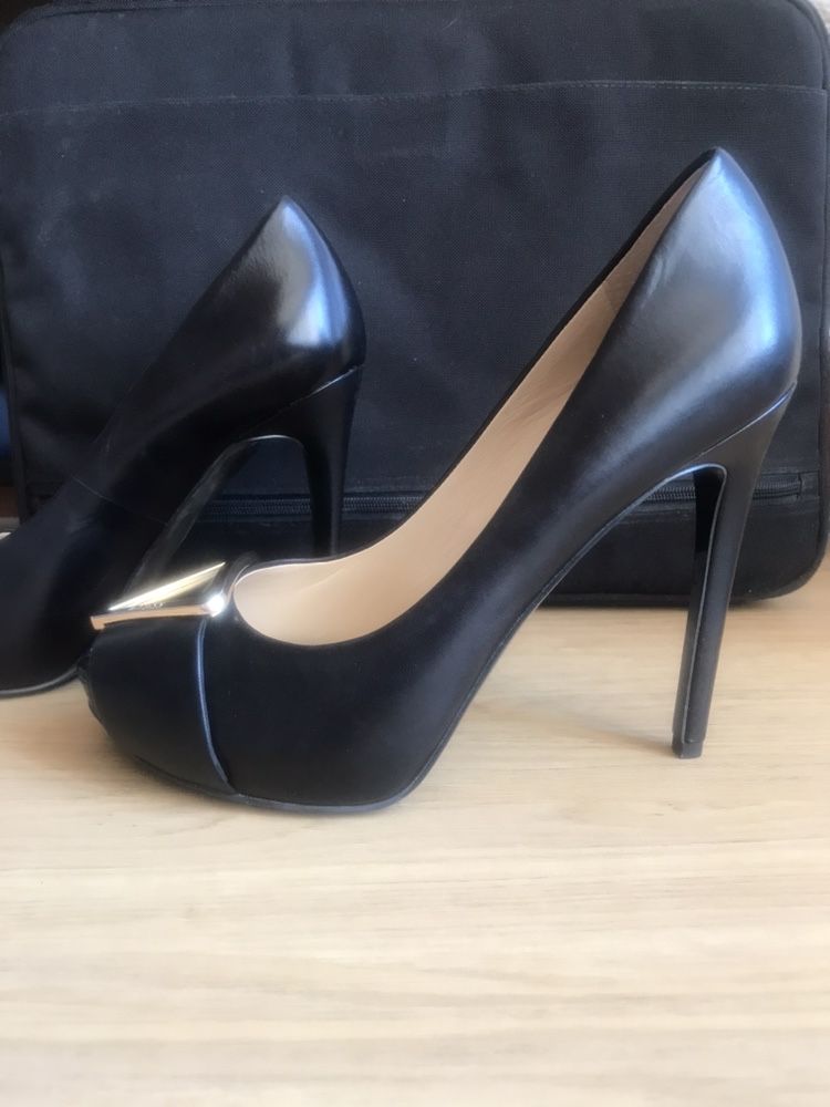 Guess shoes