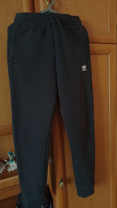 Продам спортивные штаны Adidas