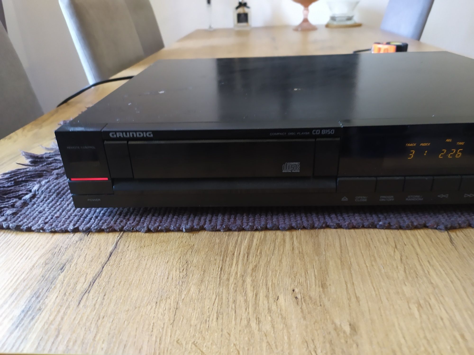Grundig CD 8150 DAC TDA 1543 Laser Philips CDM 4/19