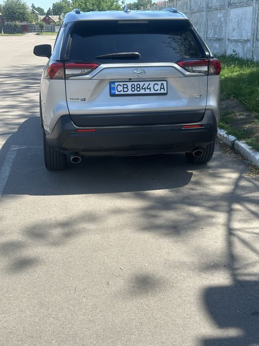 Тойота RAV 4 бензин 2.5