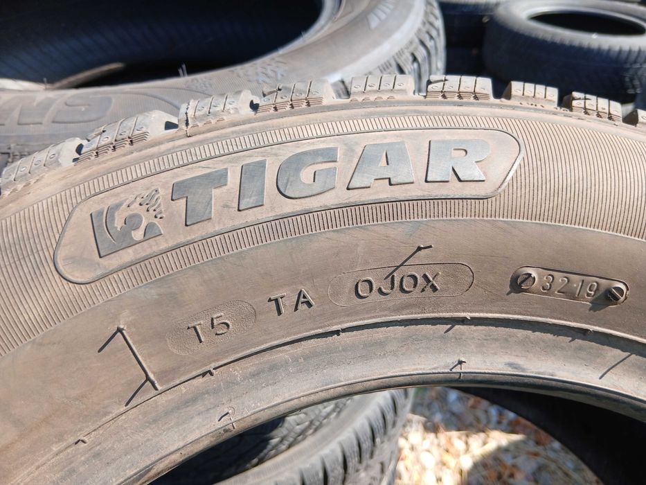 Opona używana 195/65R15 Tigar Winter 1szt.