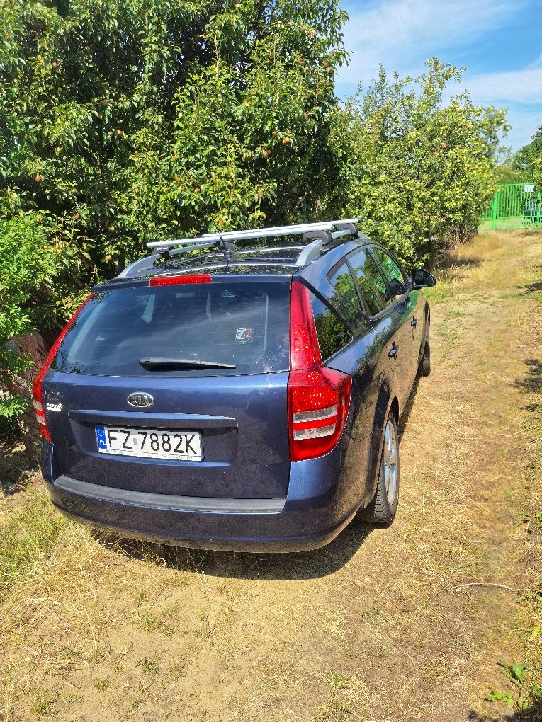 Kia Ceed kombi 1,6 gaz klima