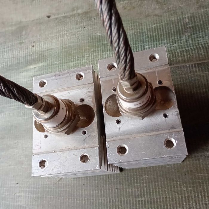 Dioda prostow. 250A 1200V Unitra Lamina + radiator aluminiowy  2 szt.