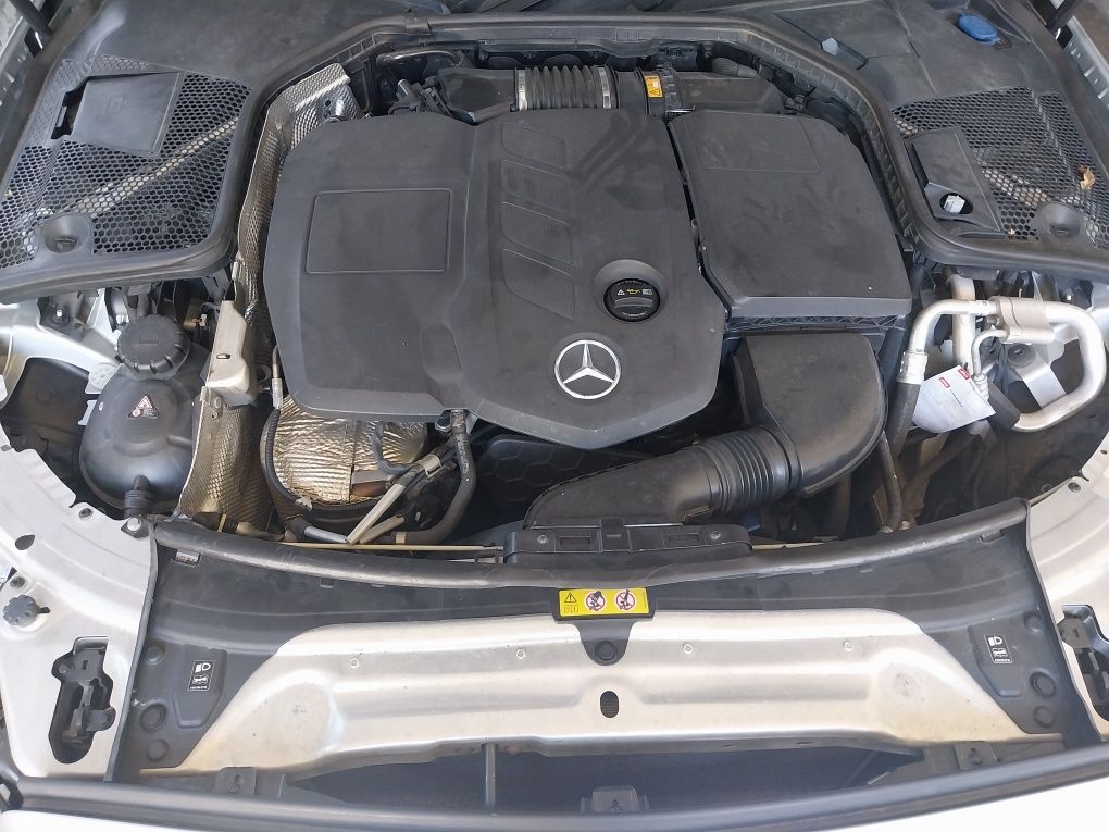 Mercedes c220 (w205)