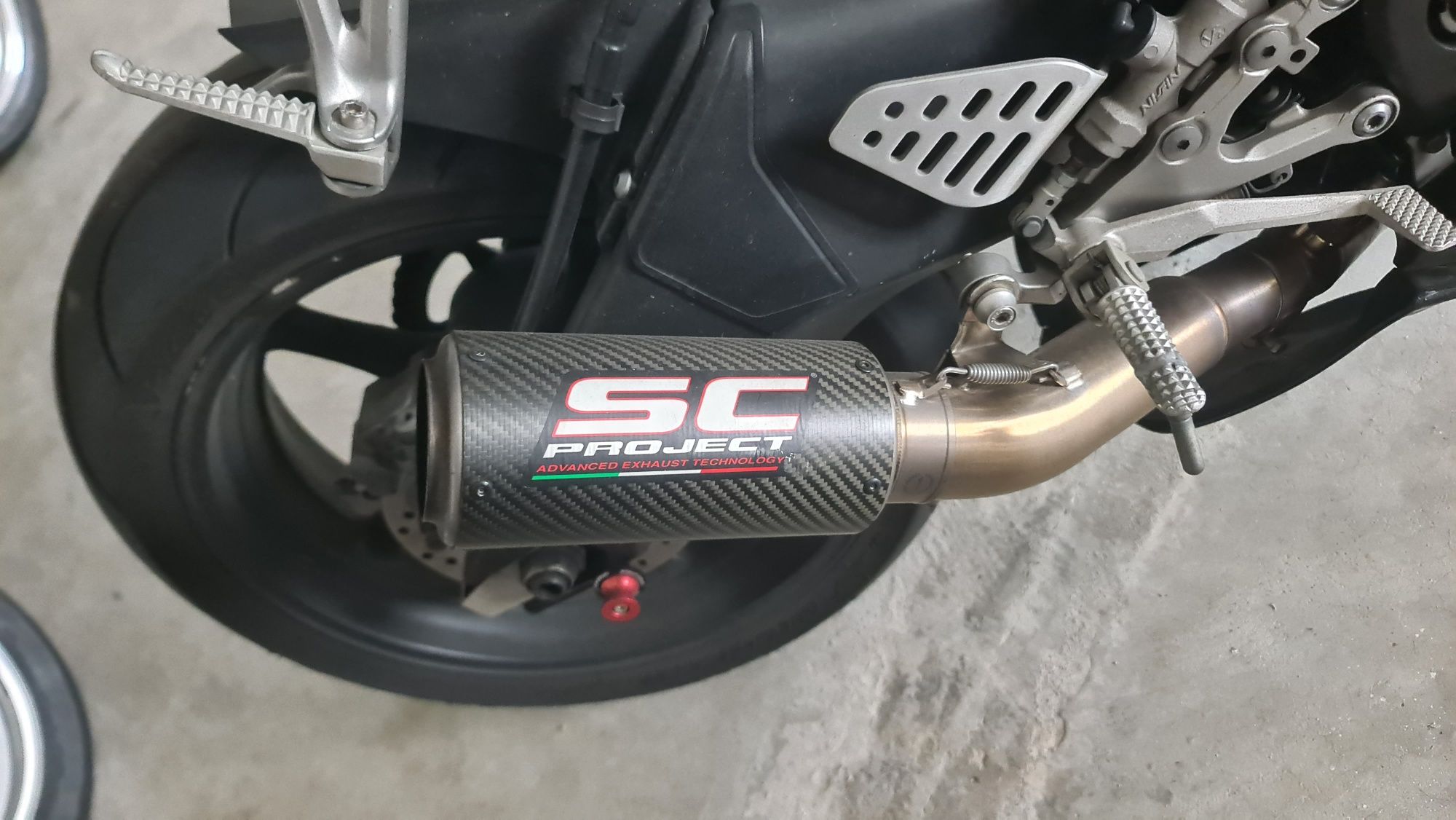 Yamaha r6  edição 20RPM