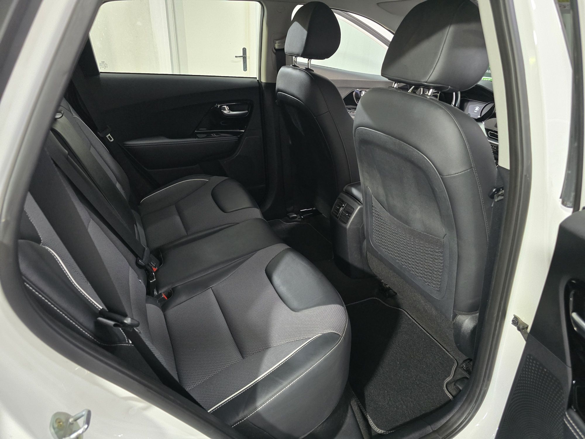Kia Niro EV  64kwh