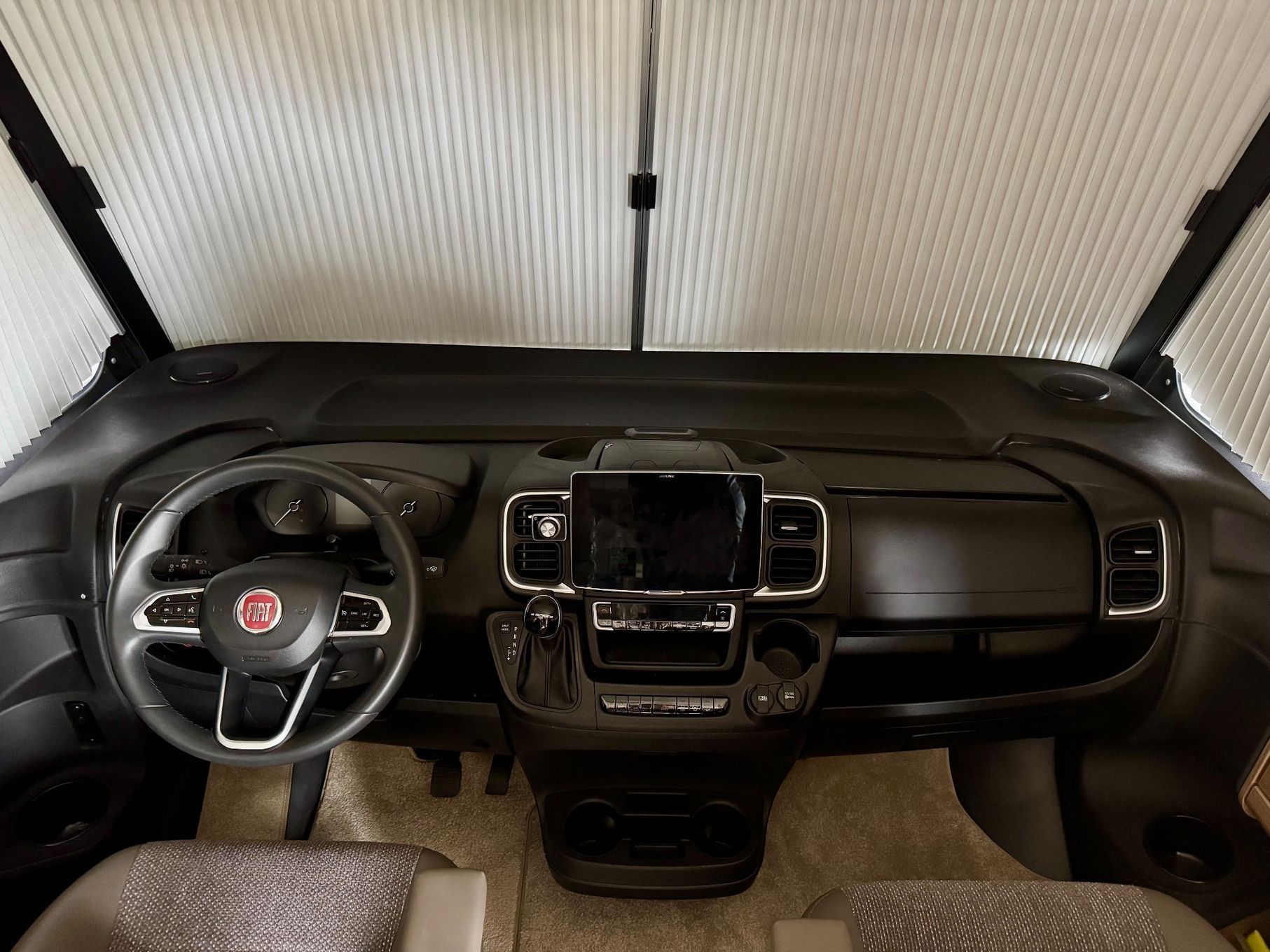 Carado I447  CARADO I447 2022 rok, Fiat Ducato 2,2 diesel 160 KM, aut.
