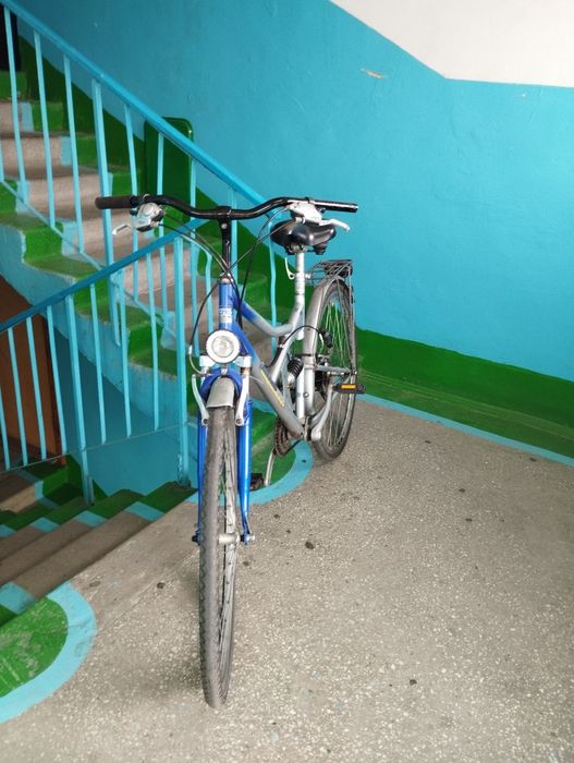 Велосипед дамка 28"